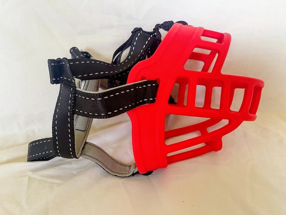 Size 5 Soft Silicone Dog Muzzle In Red