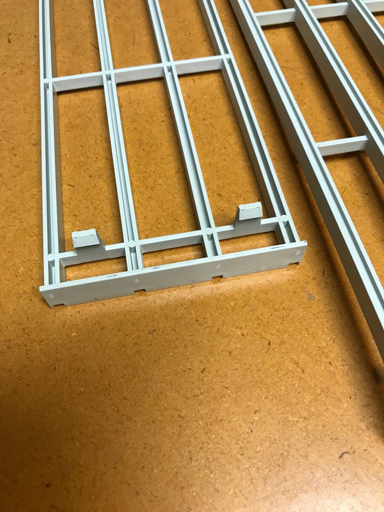 TLA-704 Plastic VXI module guides - working system part-out