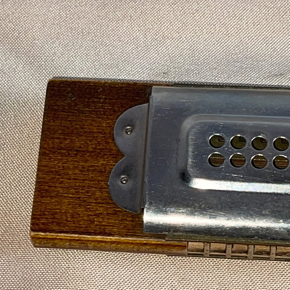 VINTAGE BUGLE BAND TREMOLO HARMONICA MADE IN GERMANY