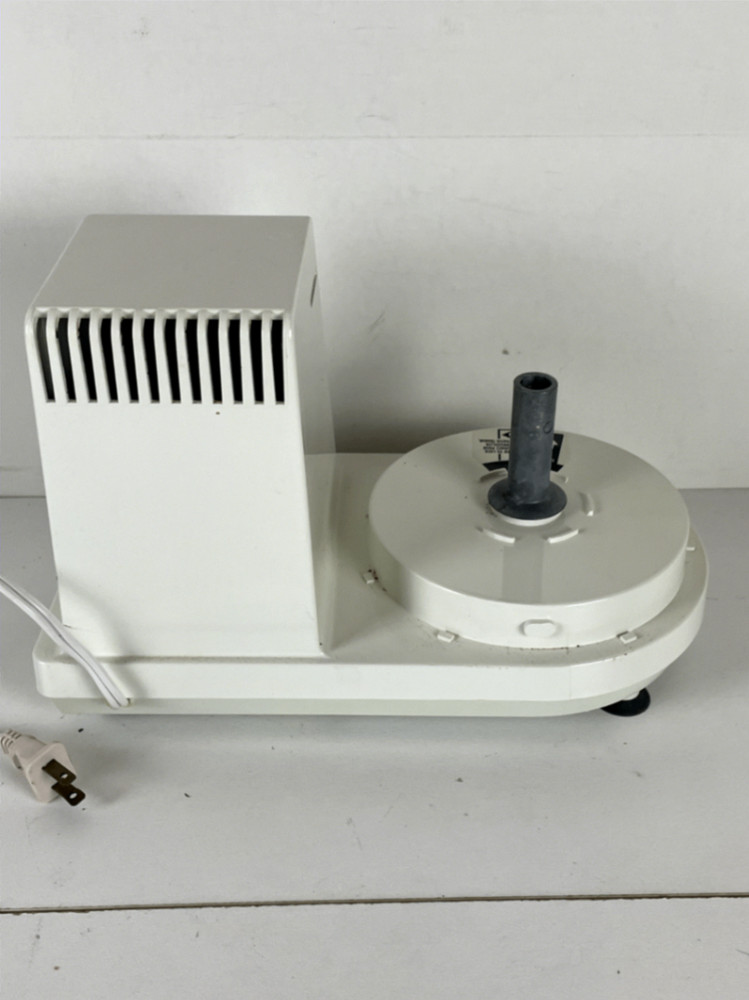 Hamilton Beach Food Processor Model 702R White 120V 3.6AMP 702R Base Unit