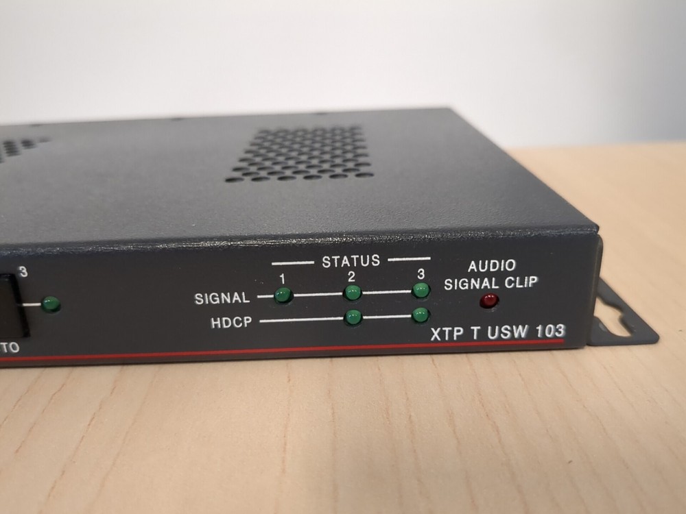 Extron XTP T USW 103 Three Input XTP Switcher Integrated Transmitter
