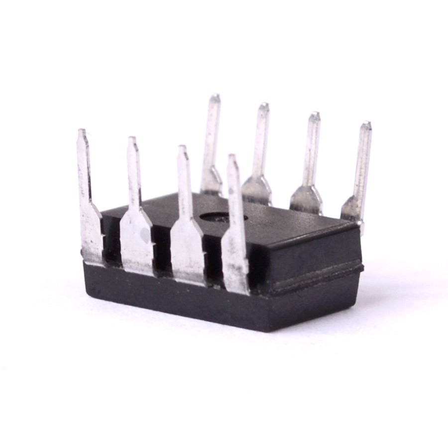 U666B Integrated Circuit - CUSTODIA: DIP8 MAKE: Vishay Semiconductor
