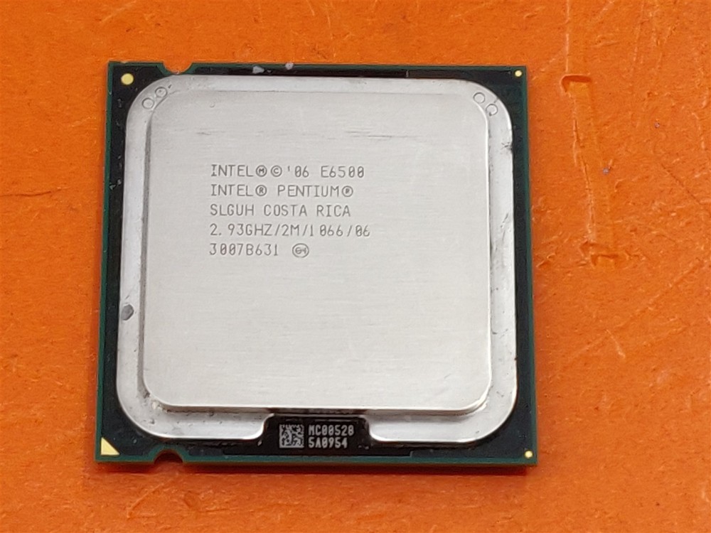 ⭐️⭐️⭐️⭐️⭐️ CPU Processor Intel E6500 Pentium SLGUH 2.93GHz