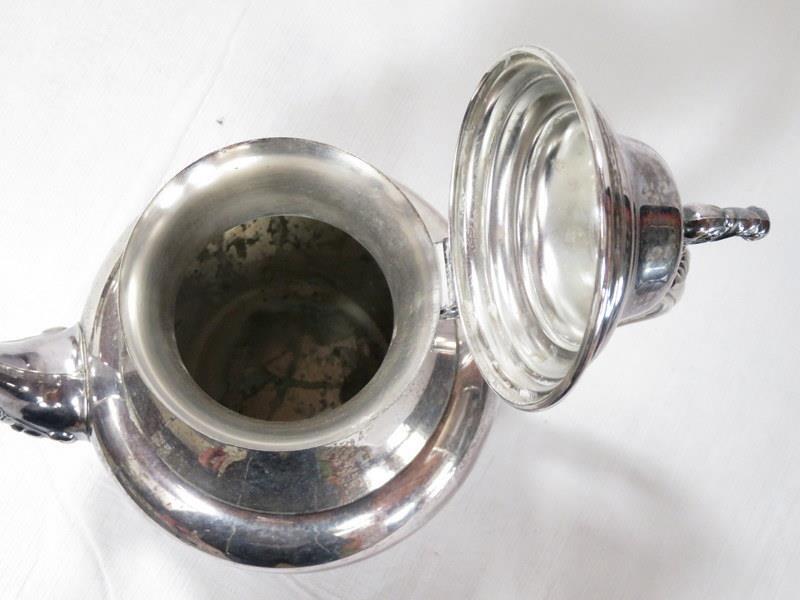 Vintage Oneida Sea Crest Silverplate Coffee Pot