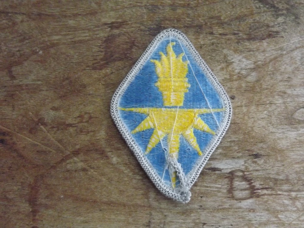 Army Intelligence Center &School Patch - INV# C1015
