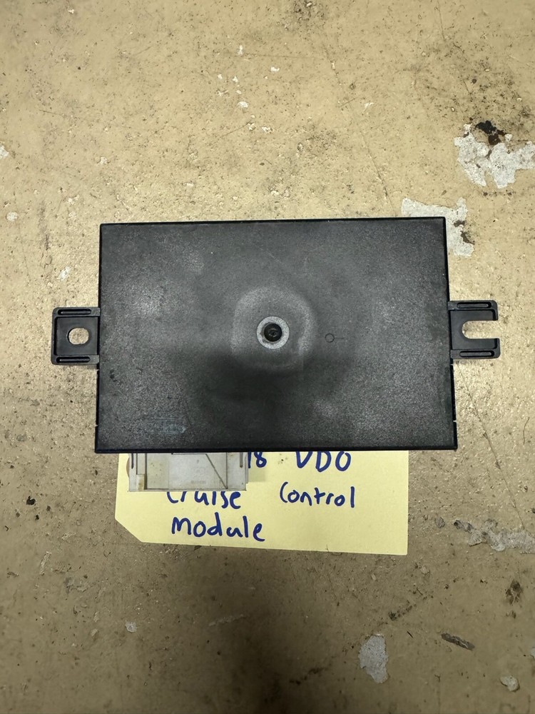 1993-1998 BMW E36 VDO Cruise Control Module OEM