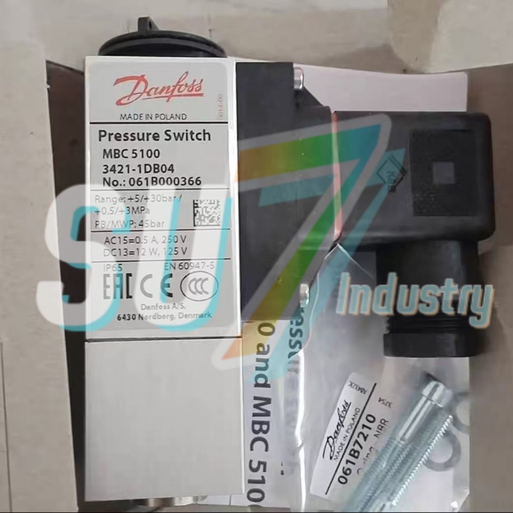 Danfoss 061B000366 MBC5100 pressure sensor# 1pcs New In Box