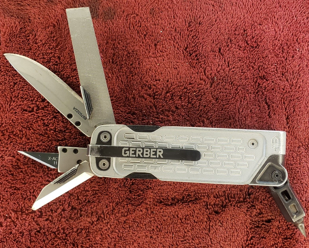 Gerber Gear Lockdown Driver 7-in-1 EDC Multitool Xacto Blade 8970322A