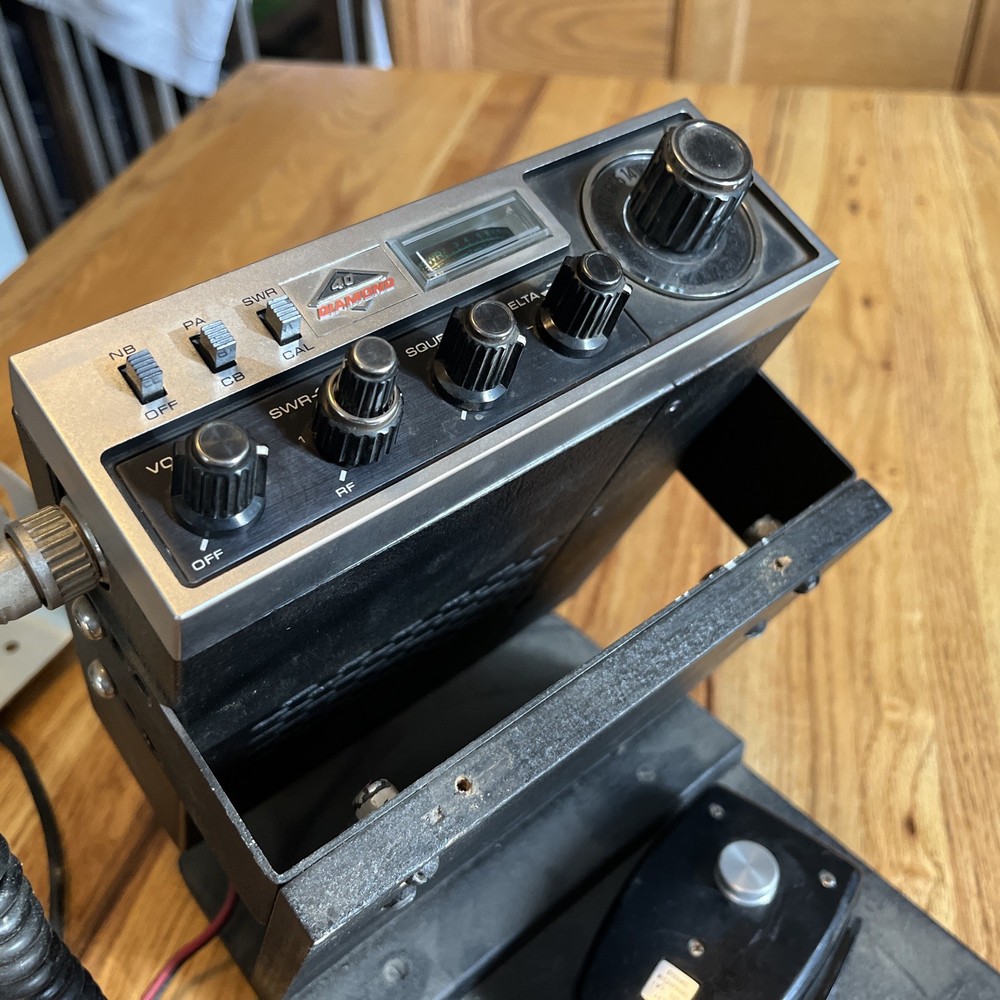 Diamond 40 CB Radio