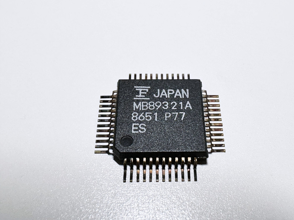 MB89321A Fujitsu CMOS Programmable CRT Controller QFP-48