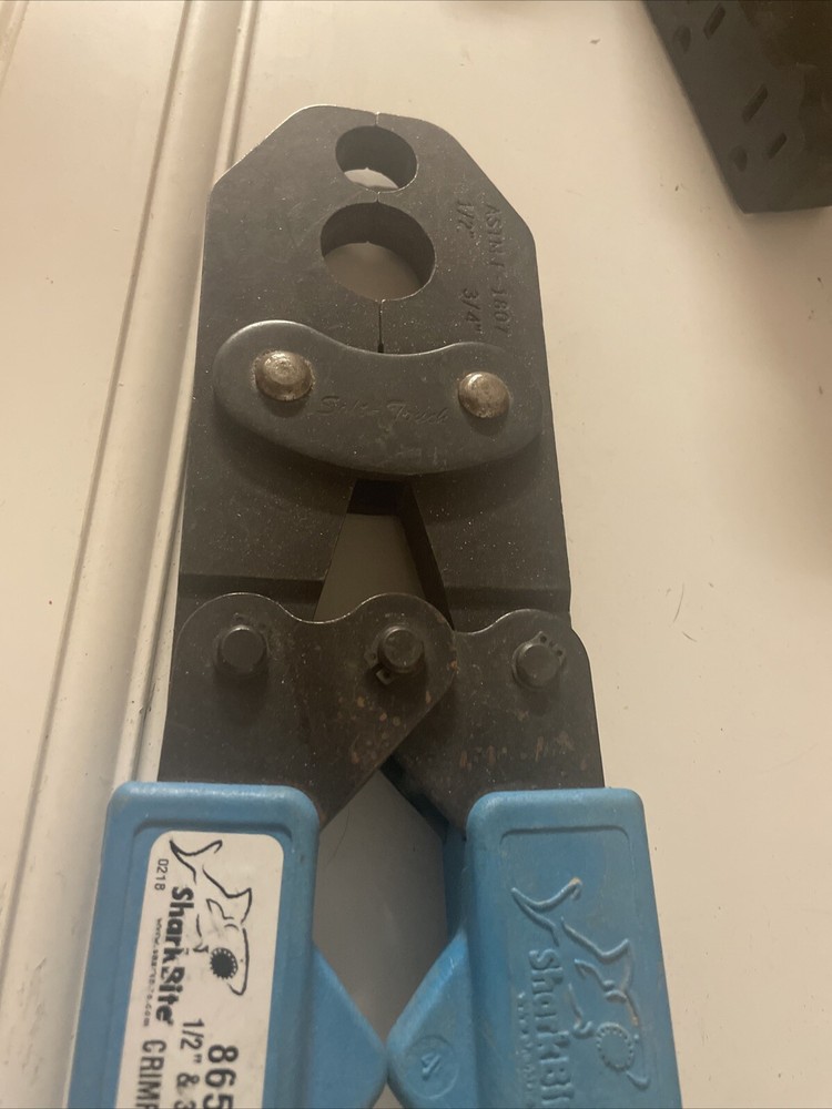 SharkBite 865894 PEX Crimp Tool for Plumbing