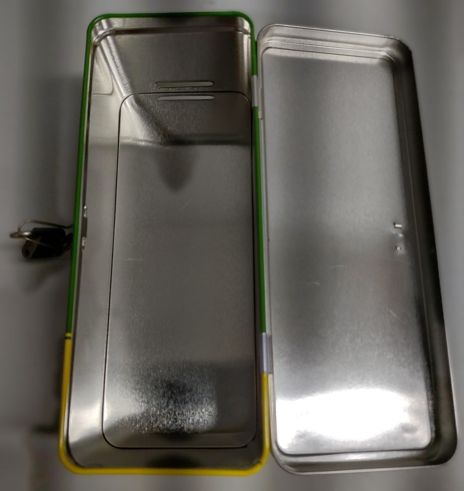 John Deere Mini Locker Tin with lock & key