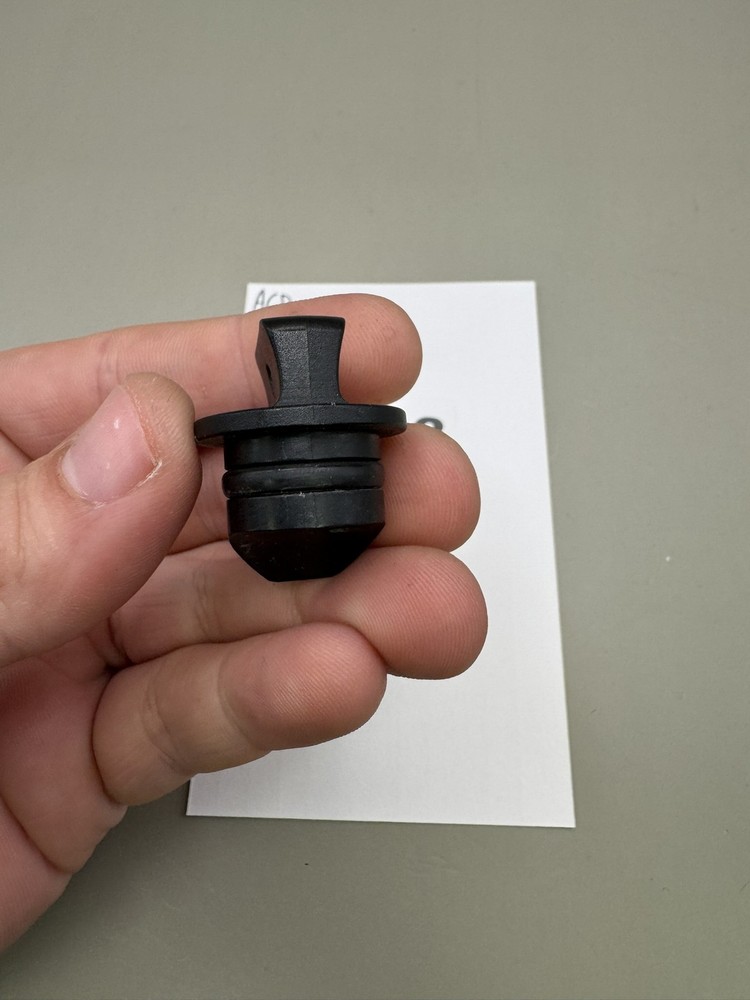 AGD Automag Power Feed Plug Black