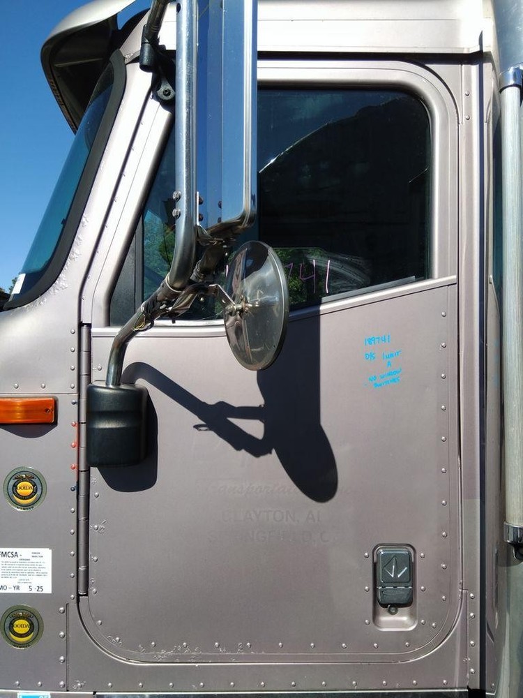For 2000 INTERNATIONAL 9900I 2000-2017 DOOR ASSEMBLY Left ,  MD
