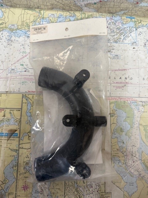 Forespar #903000 MF 840 Vented Loop, 1-1/2" (Black).