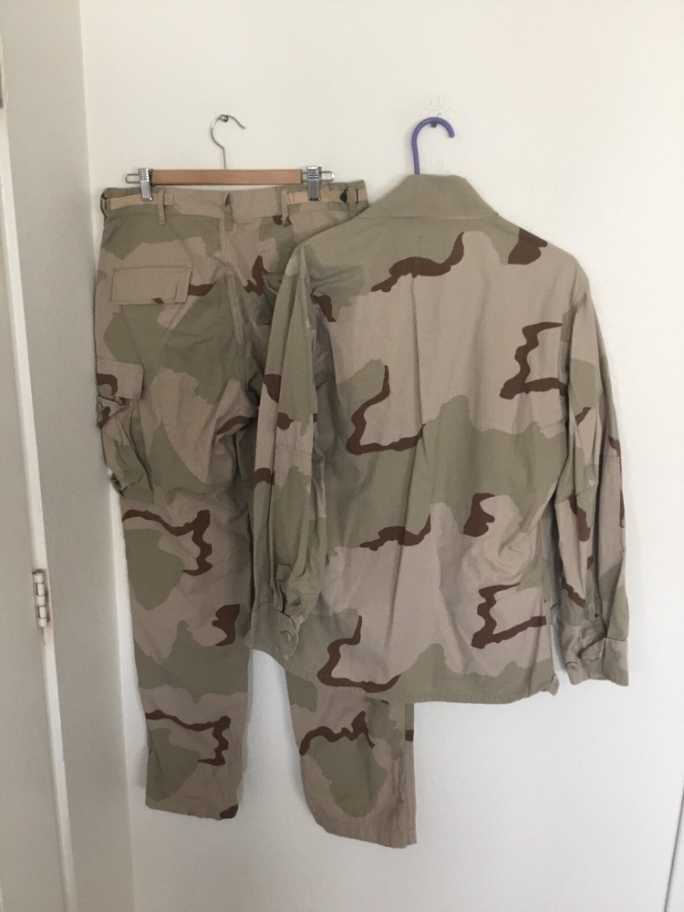 Desert Storm Era DCU Desert Pattern Combat Set Size Medium Captain Rank