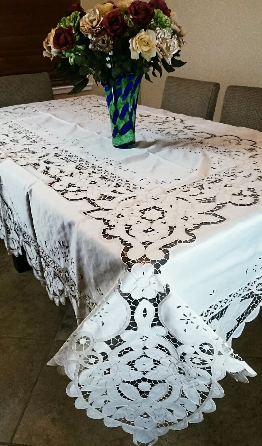 Embroidery Cutwork 72x108" Tablecloth Cotton Polyester with Napkins -Beige color