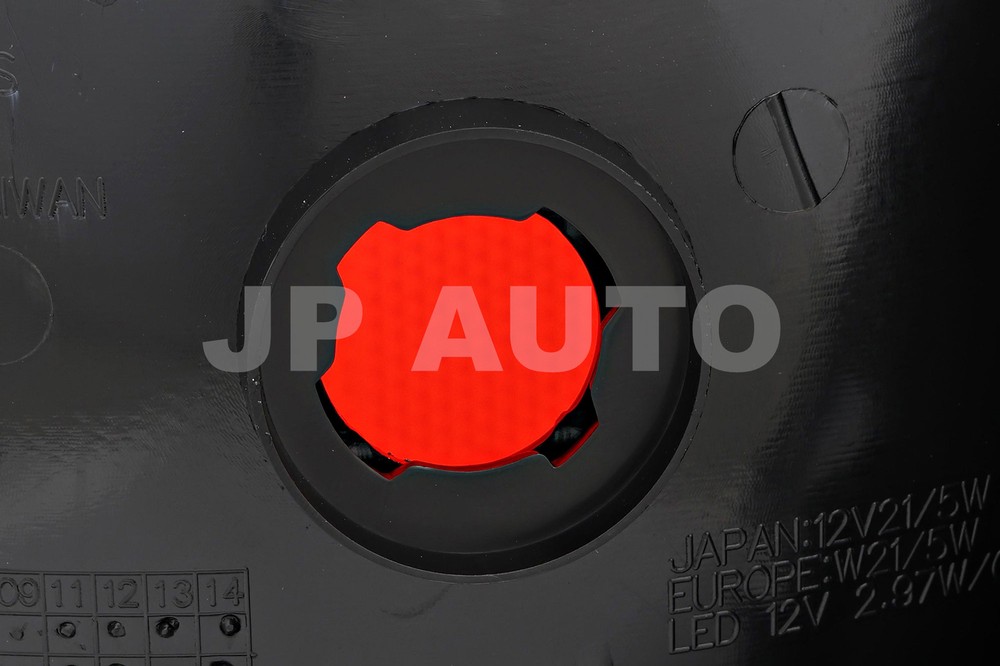 For 2001 Lexus IS300 Tail Light Set Driver and Passenger Side