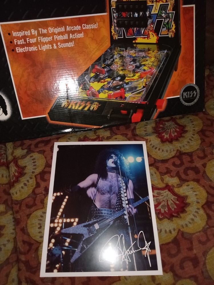 Kiss Pinball new sealed 2011 rare no longer available Kiss game not Aucoin