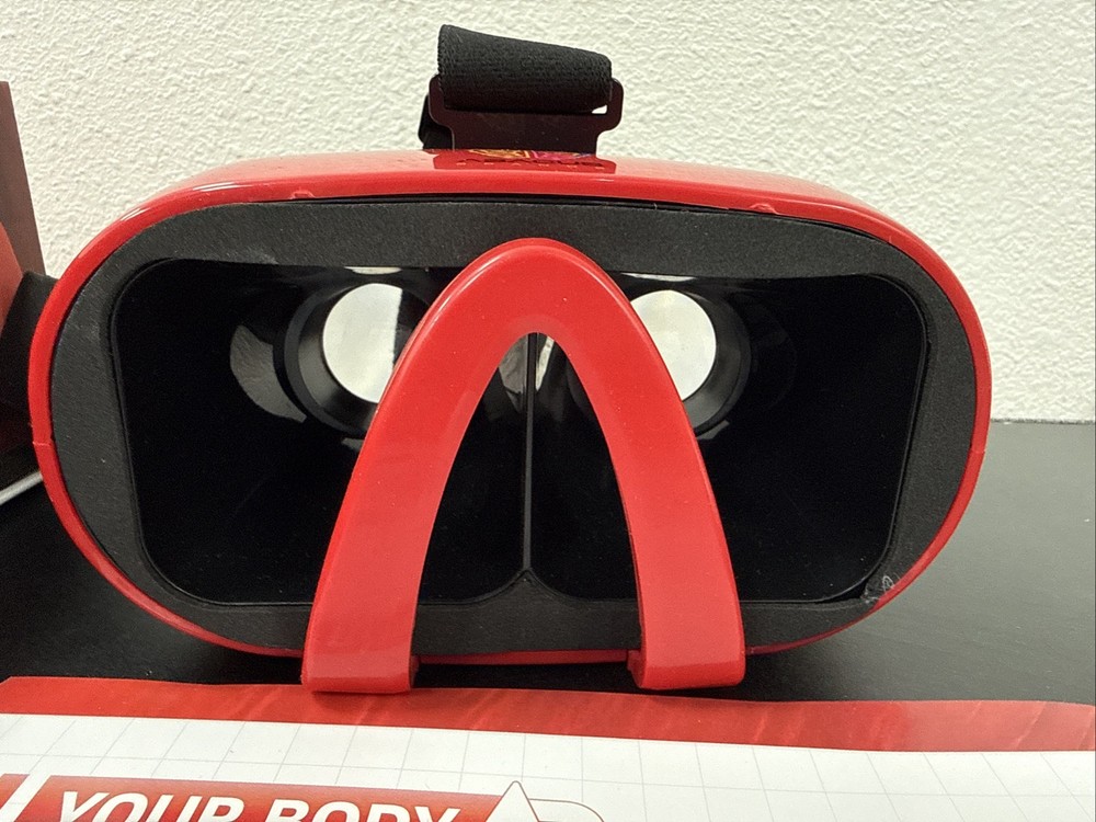 Abacus Brands Virtual Reality Human Body Learning Activity Set VR Goggles