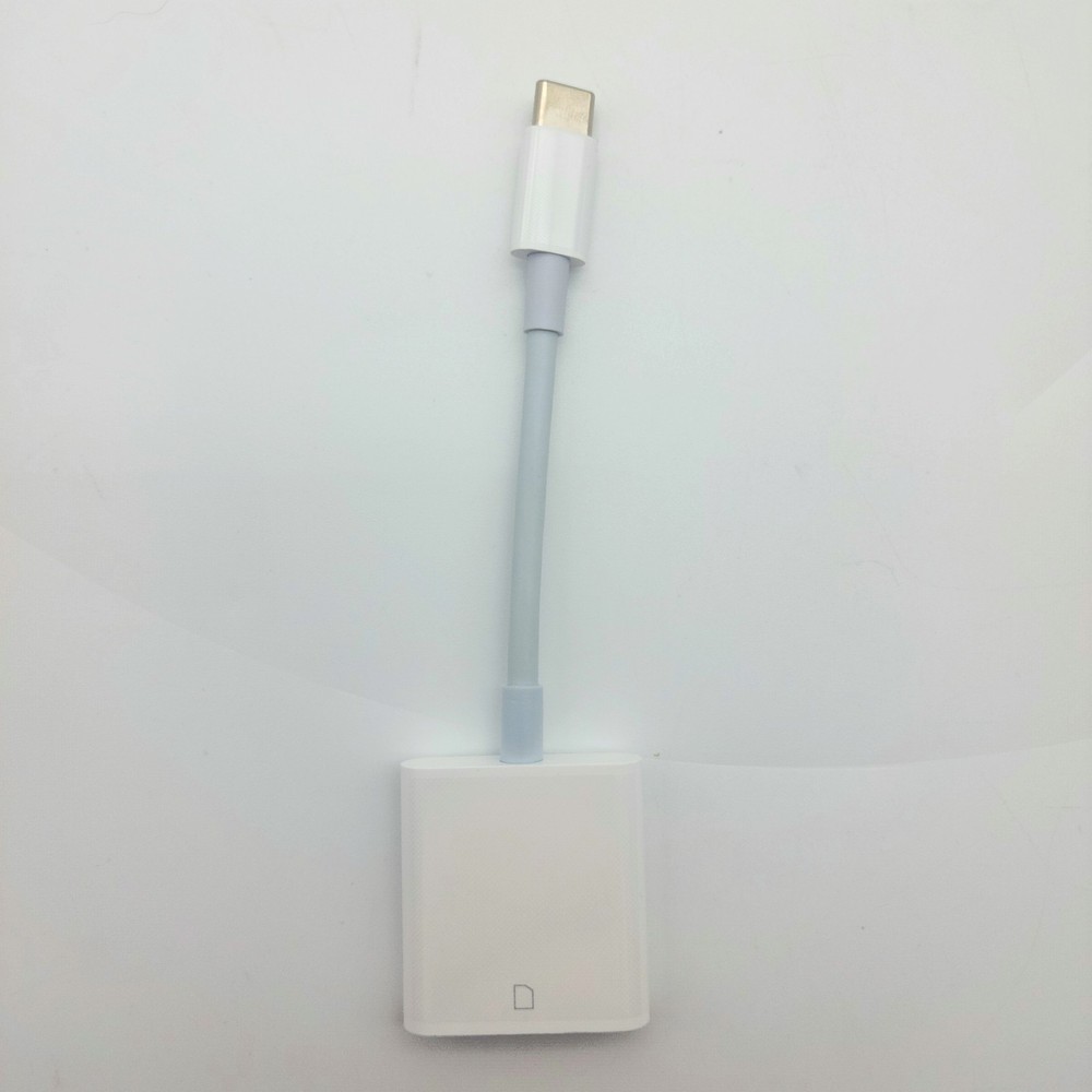 USB-C to SD Card Camera Reader for Apple or Samsung