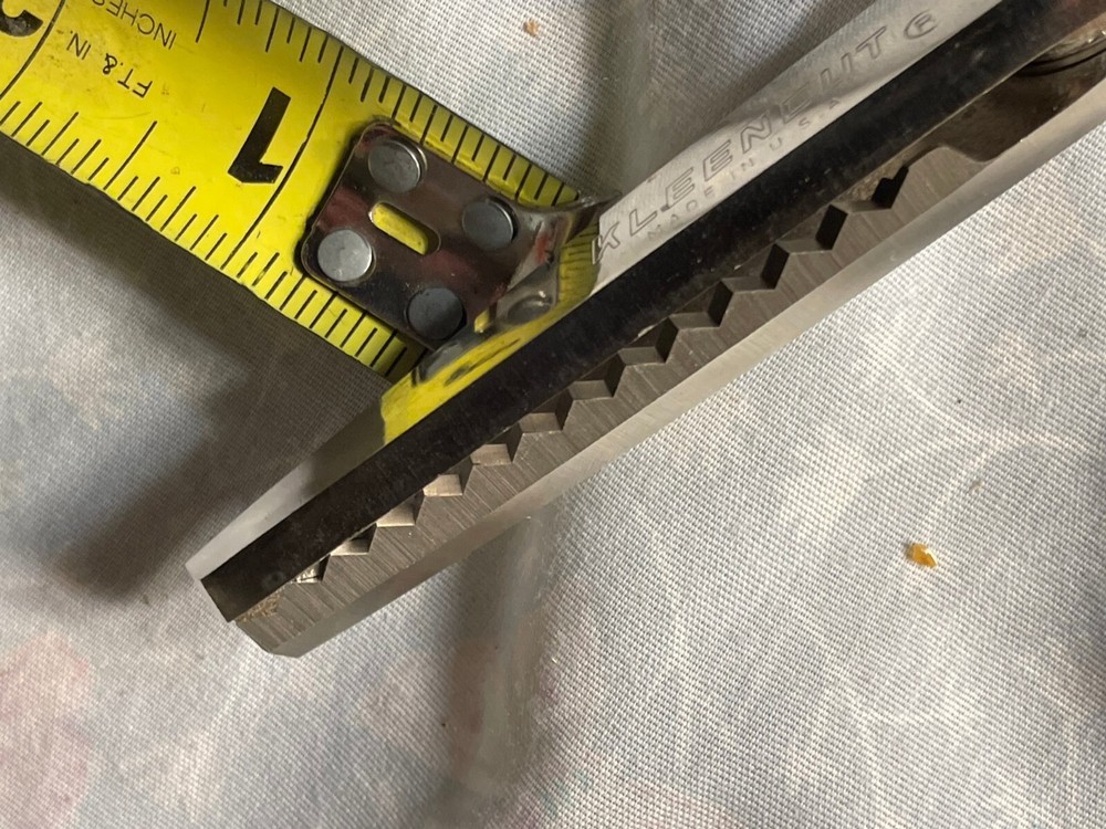 Kleencut Pinking Shears 389 Automatic Stop In Box