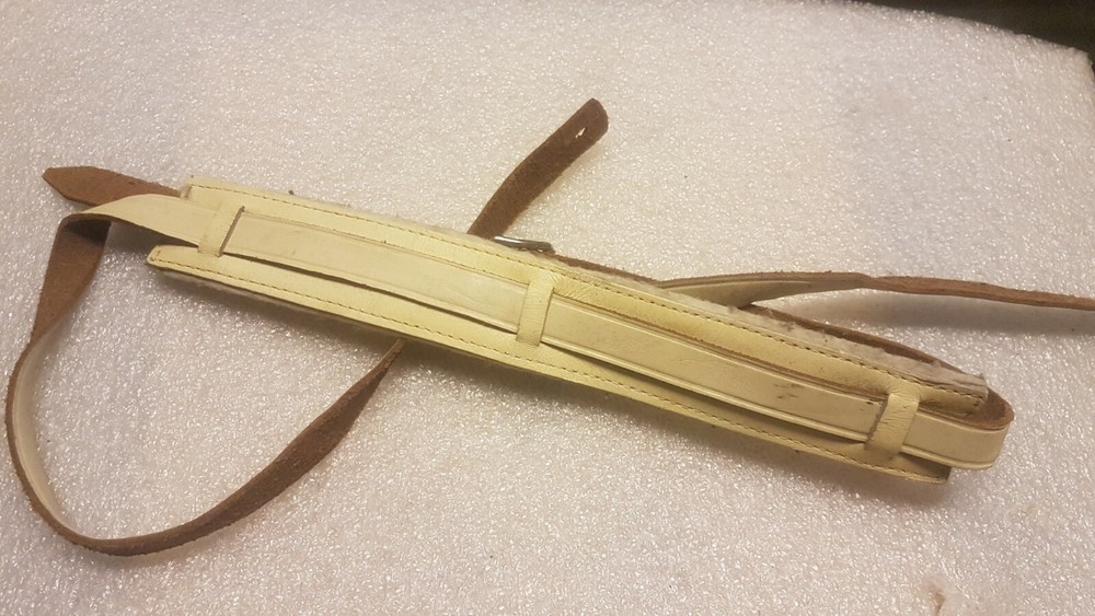 60's WHITE GUITAR STRAP