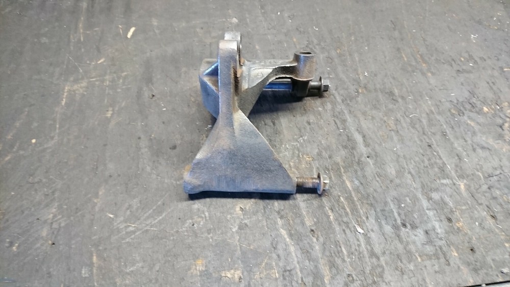 holder Ford Mustang 2,3l E47E