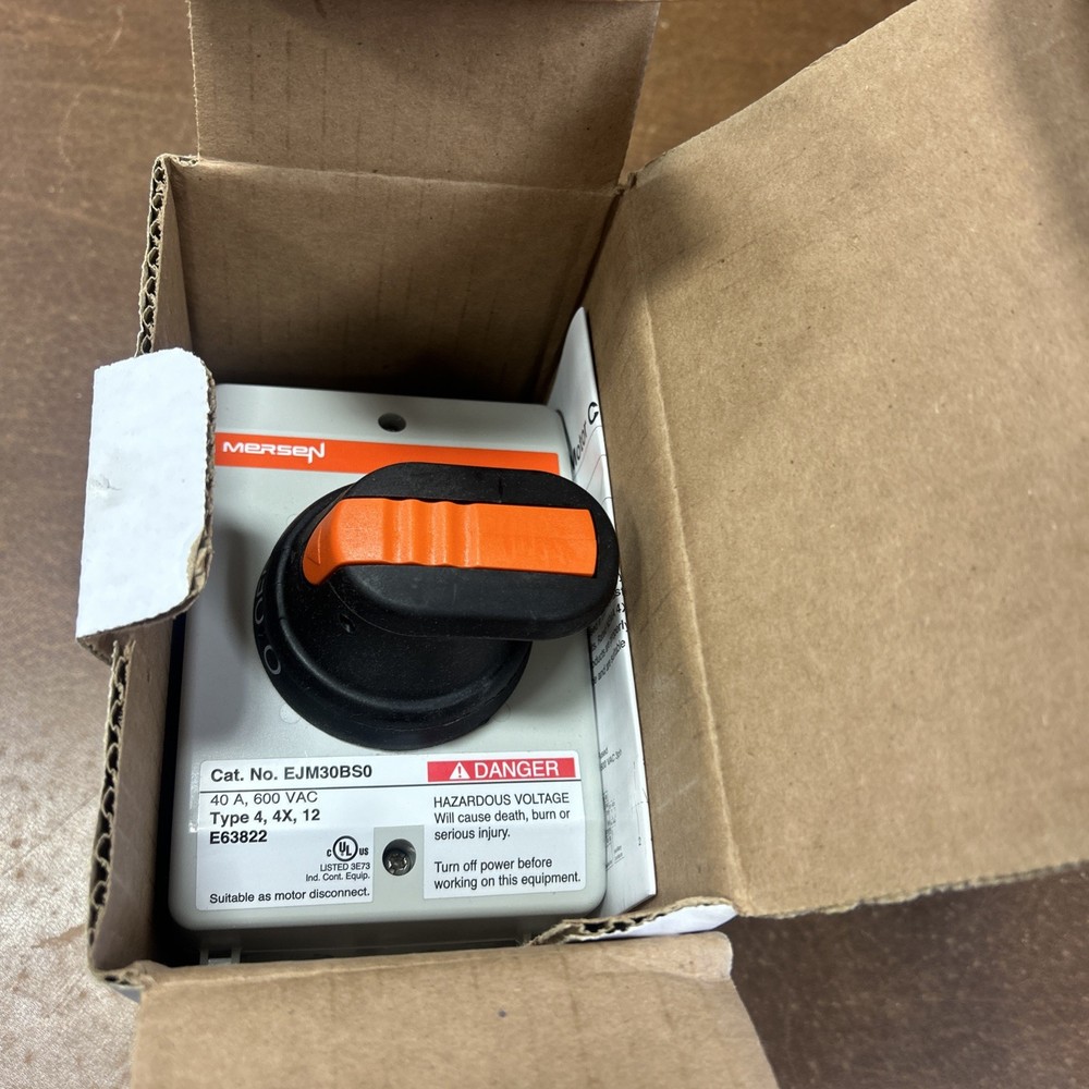 New Open Box Mersen Enclosed Manual Motor Controller EJM30BSO / E63822