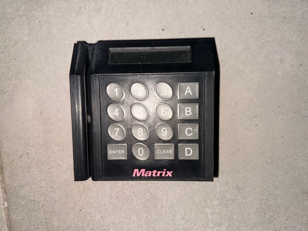 Matrix HID Access Control Unit Card Reader With Keypad Model 01-12015C 5N44