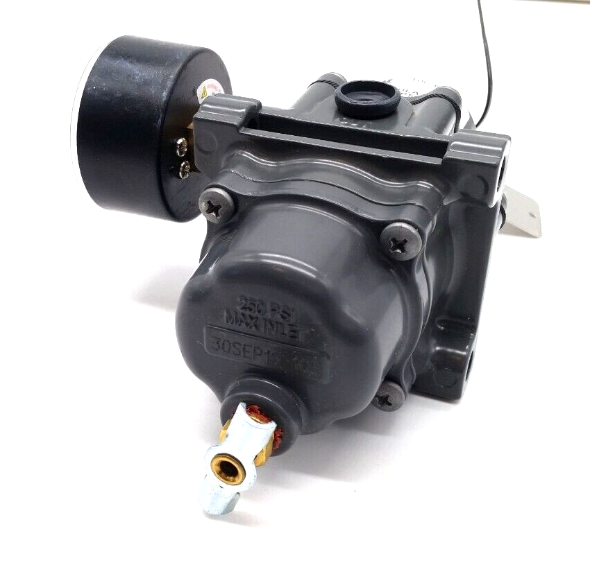 Fisher 67CF-1663-38448 Air Filter Regulator