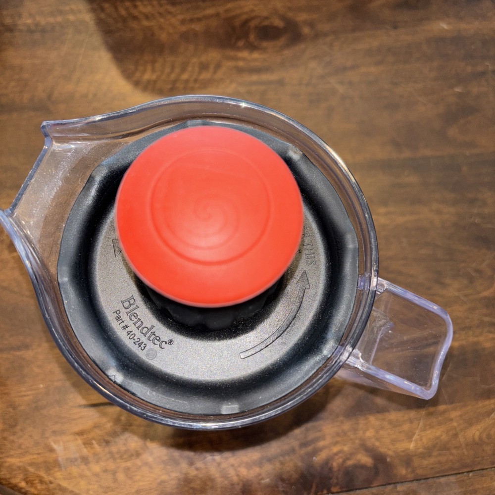 Blendtec Total Blender Designer Blender Model CTB1 Red