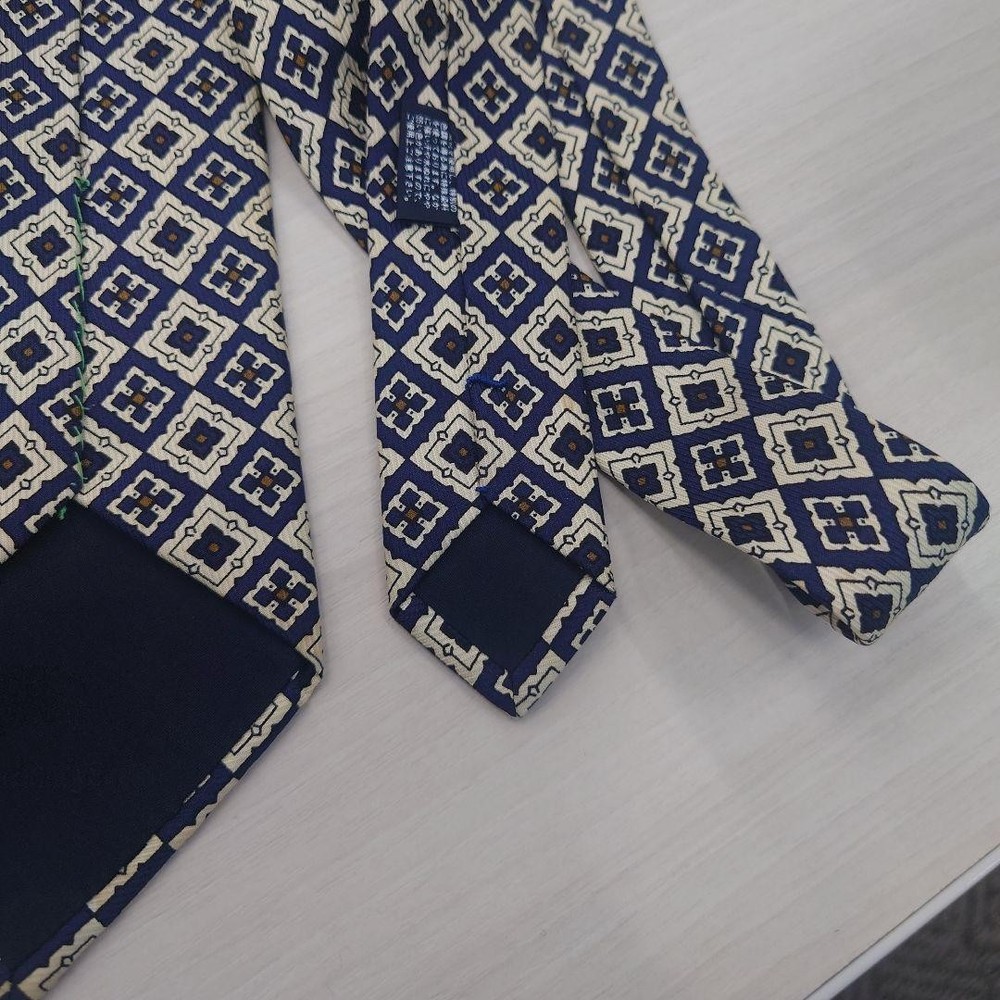 Burberry Dior tie