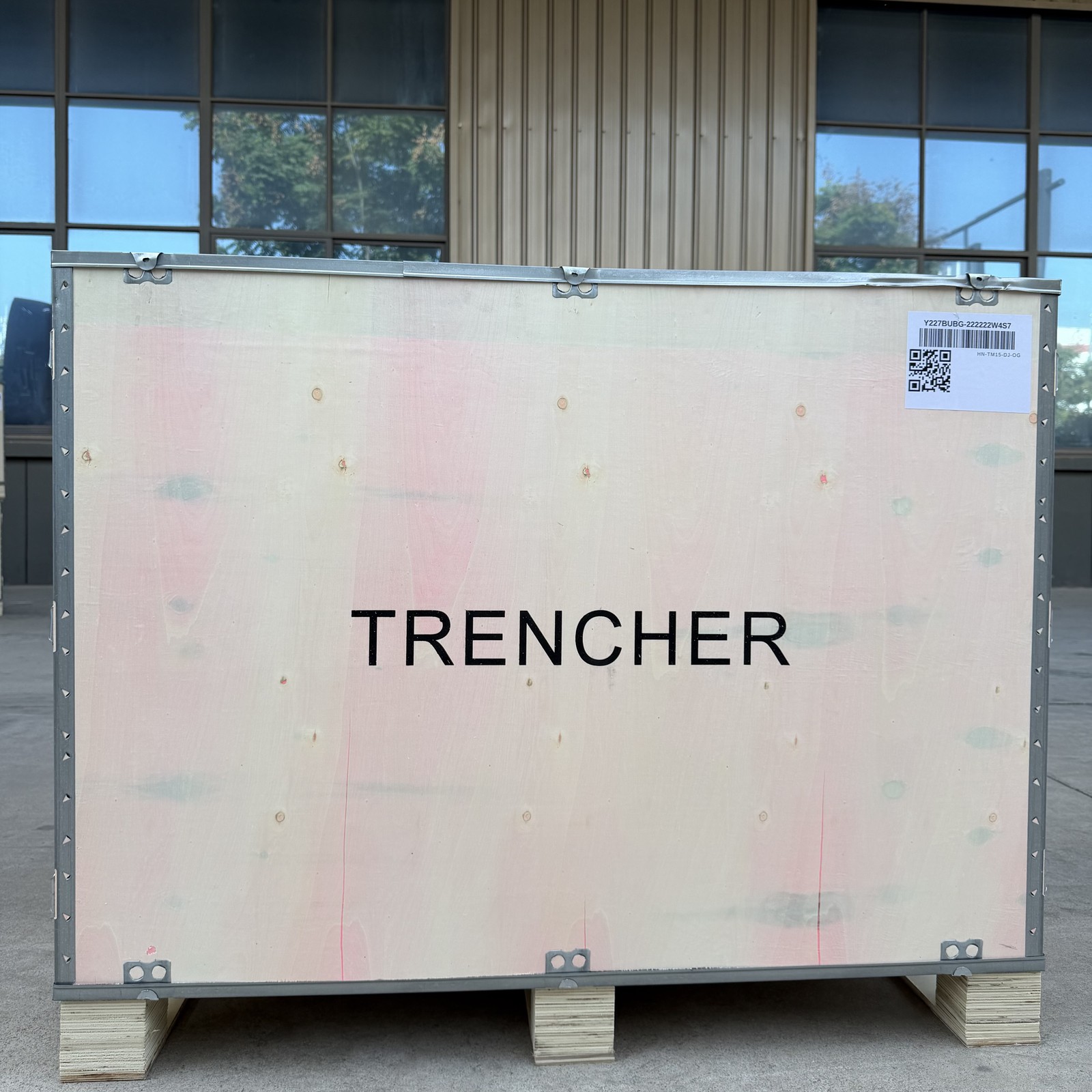 15HP E-Start Gas Powered Trencher, 420cc 24'' Trench Depth/4'' Trench Width