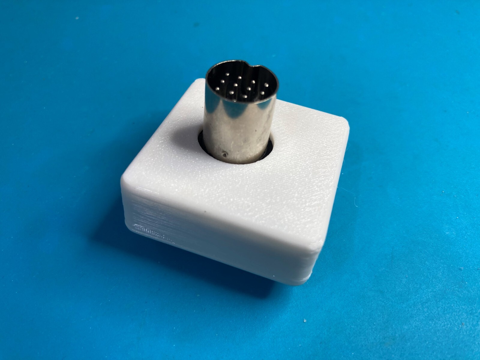 ATARI ST DIN13 TO VGA ADAPTOR LOW-MEDIUM/HIGH SWITCHABLE WITH AUDIO OUT