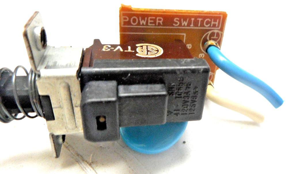 YAMAHA C40 CONTROL AMPLIFIER - POWER SWITCH - PARTING OUT