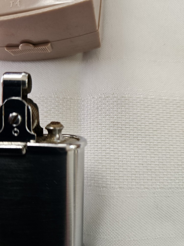 Vintage Ronson Whirlwind Lighter