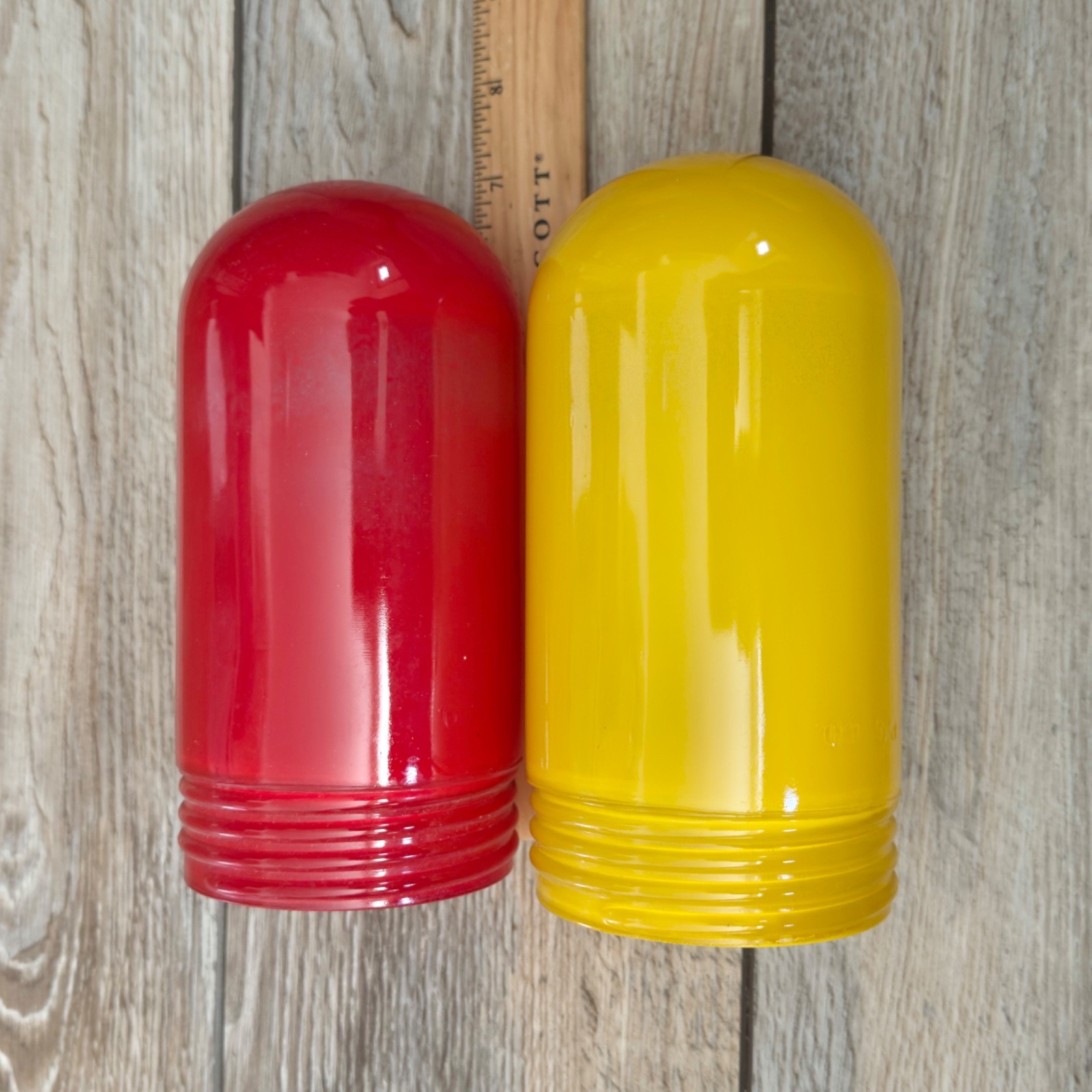 Red Dot Industrial Light Fixture Explosion Proof Red Yellow Glass & Cage NOS