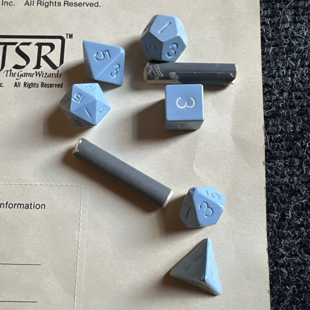 Dungeons and Dragons D&D Basic Set BOXED Including Original Dice Vintage TSR 🟡