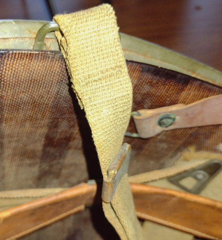 WW2 HELMET 69TH FIXED BALE !! Read Description!!