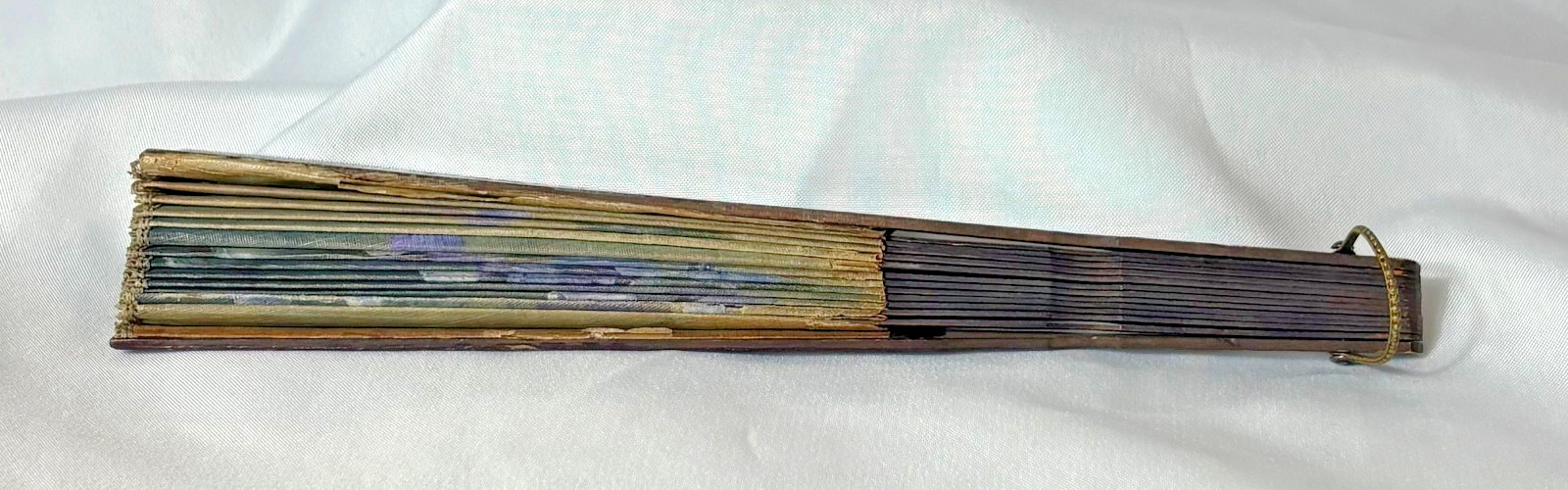 Maxim's France vintage linen folding fan purple pansy sequins