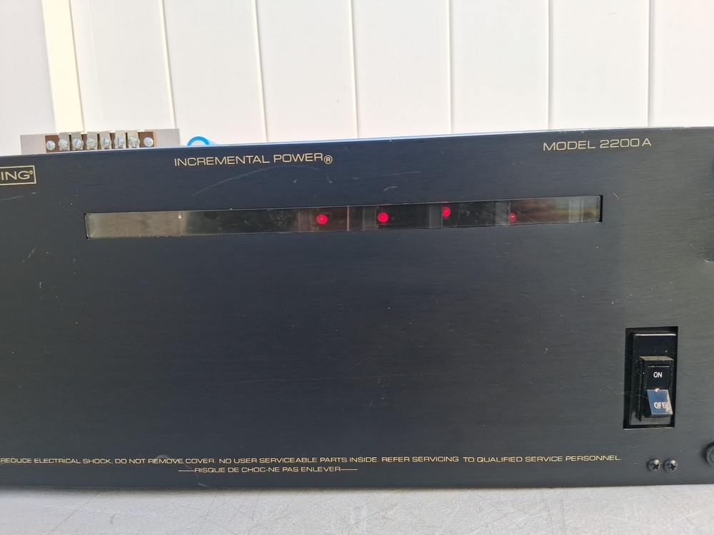 Altec Lansing  Incremental  Power  Amplifier Model 2200a