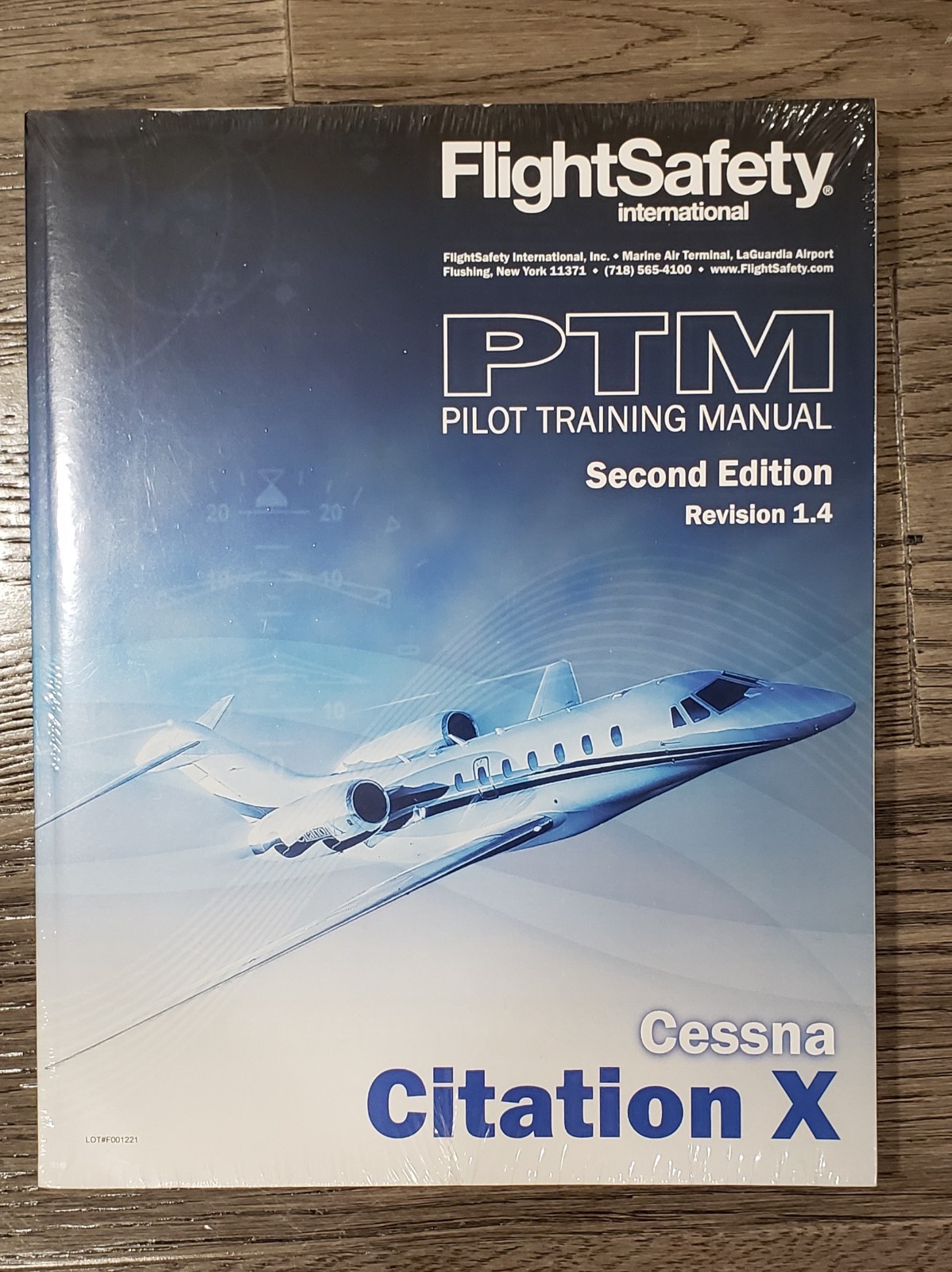 Citation X FlightSafety Pilot Training Manuals (USED & NEW, Great Condition)
