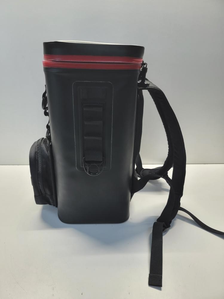 OUTER LIMITS BACKPACK COOLER (P14024421)
