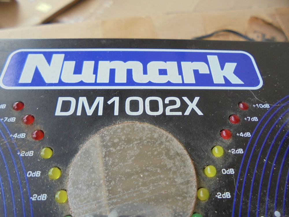 NUMARK PREAMP MIXER   MODEL:  DM1002X