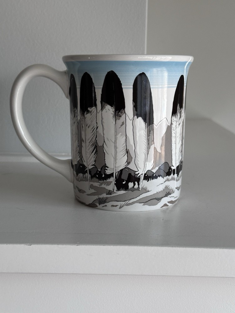 PENDLETON Legendary Ceramic Mug "In Their Element" Feathers 18 oz