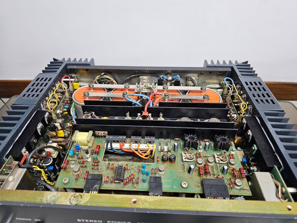 Power Studer A-68 Stereo Amplifier Serviced Operational