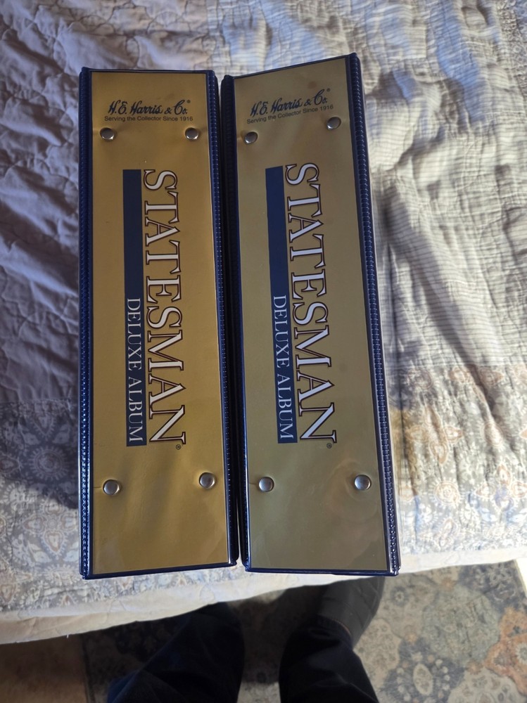 Harris Statesman 2 volumes World Collection 1000+ stamps Many US