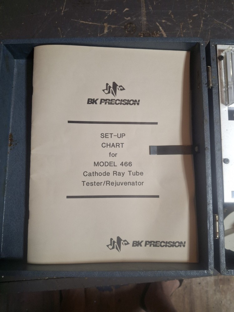 B&K CRT Cathode Ray Tube Tester Model 465 Powers Up Untested