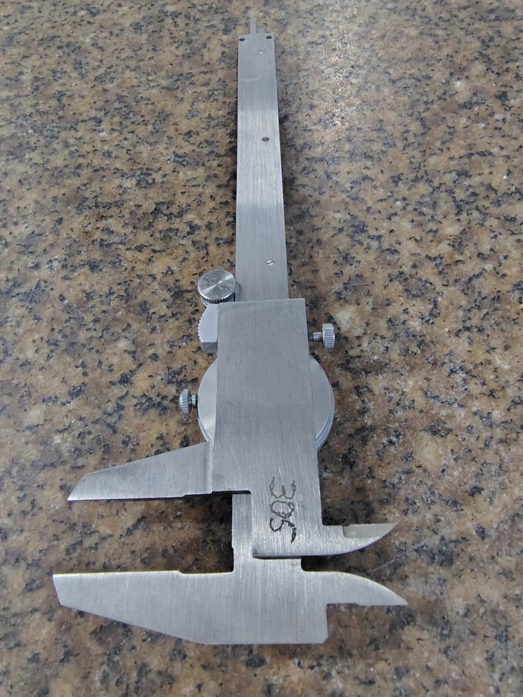 🗽AMTOS 6" DIAL CALIPER